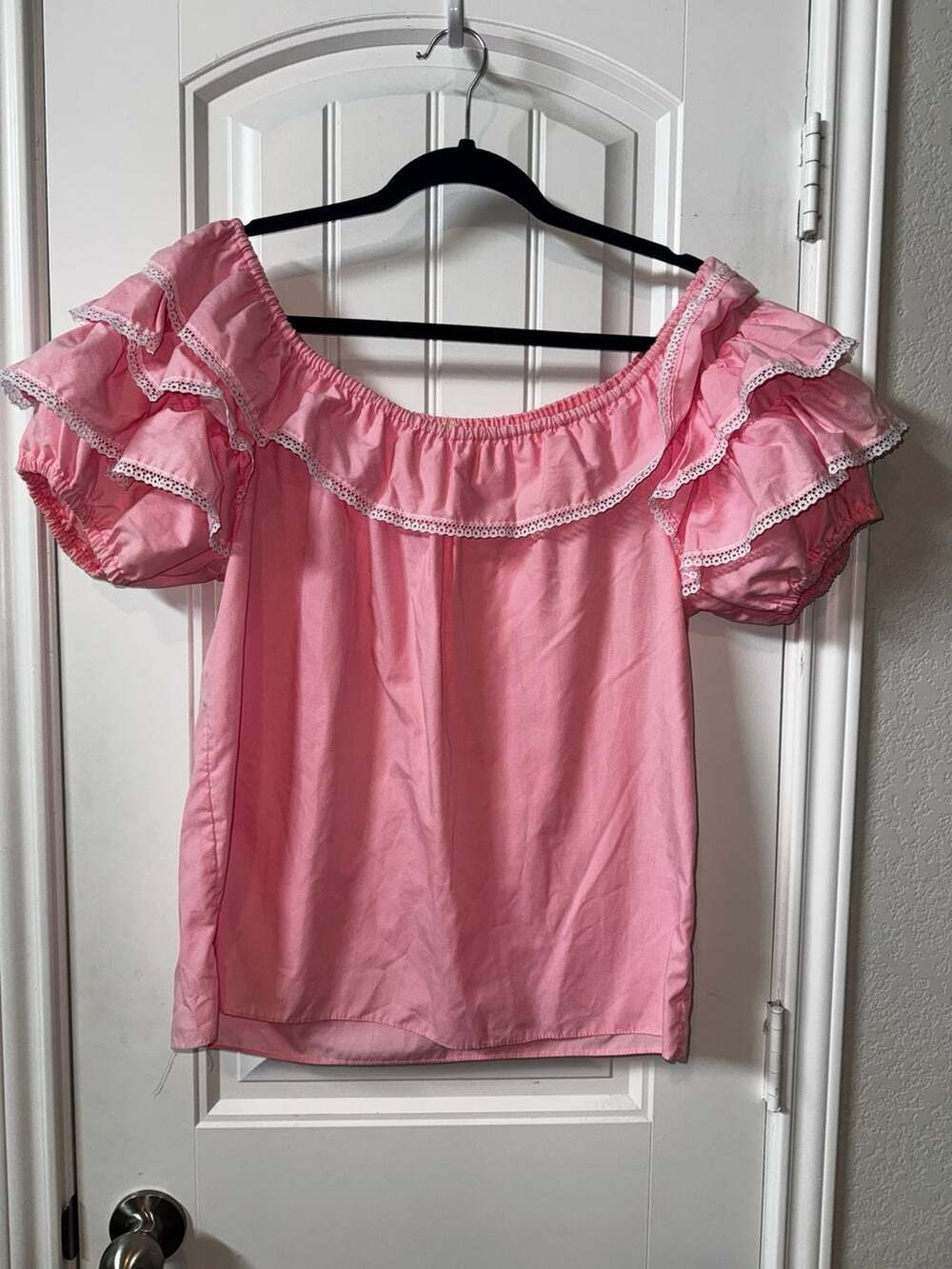Vintage Pink Off-the-Shoulder Ruffle Lace Peasant top‎ coquette cottage barbie
